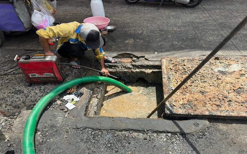 dịch vụ thông cống nghẹt quận long biên