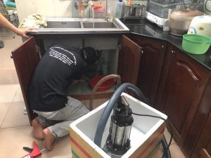 thông bồn rửa chén quận 10