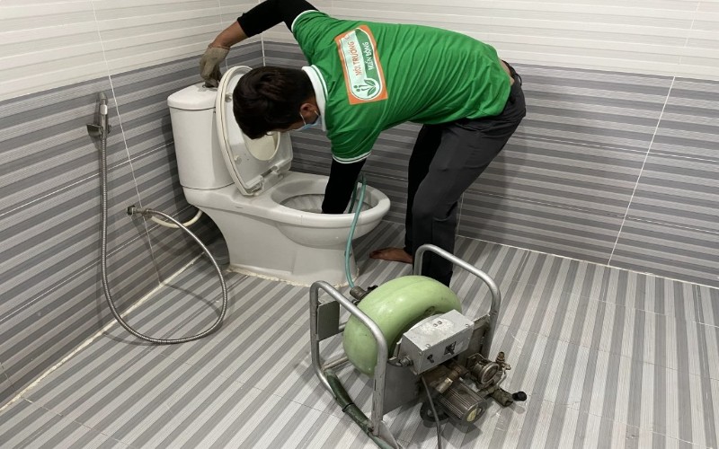 thông tắc bồn cầu quận thủ đức