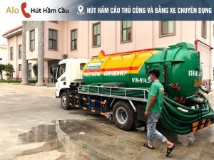 Hút Hầm Cầu Thủ Công Và Bằng Xe Chuyên Dụng