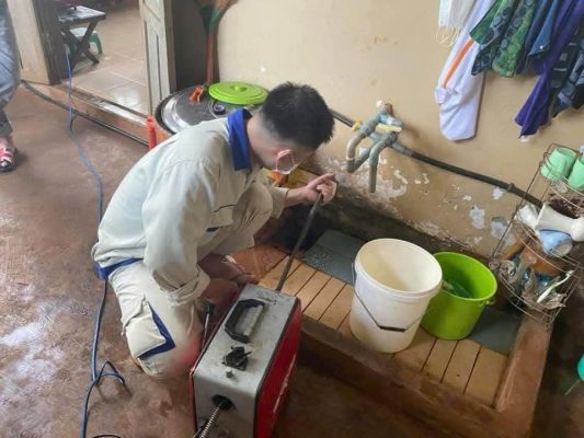 thông tắc cống tại cầu diễn