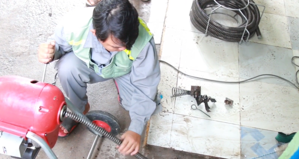 thợ Thông tắc cống tại trần duy hưng gần đây