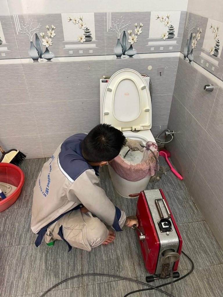 cách xử lý cống nghẹt tạm thời tại nhà