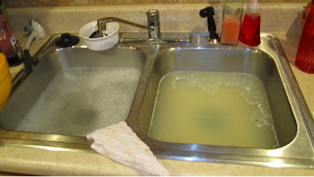 thông cống nghẹt bồn rửa chén