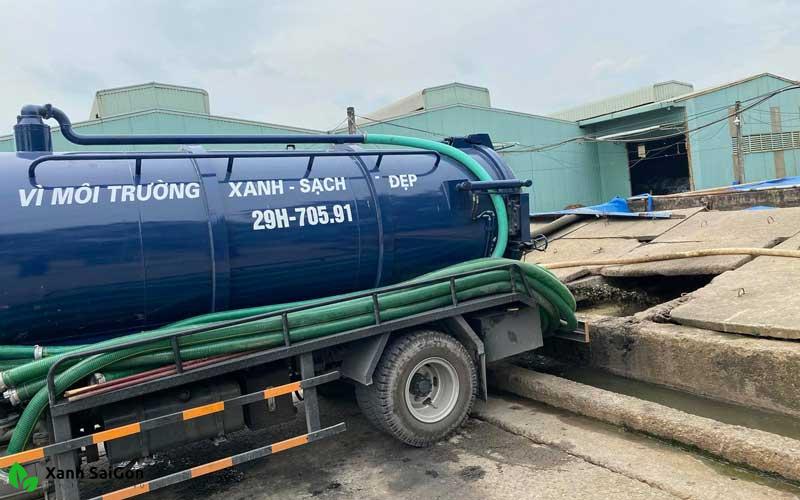 hút hầm cầu không đục phá
